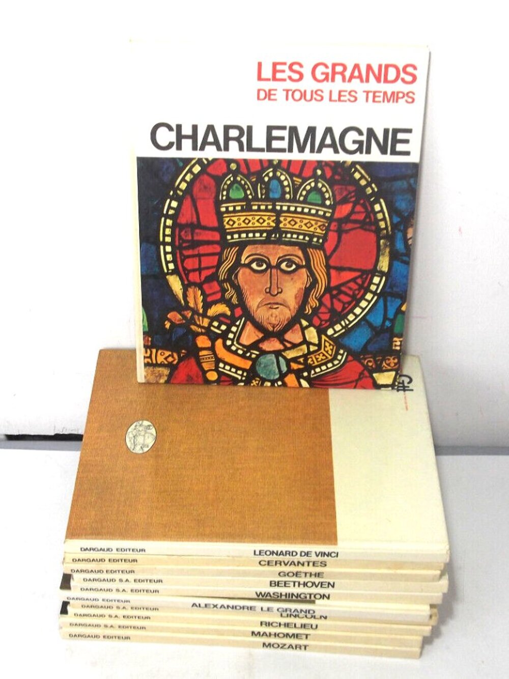 Lot of 11 Livres Books Les Grands De Tous Les Temps French